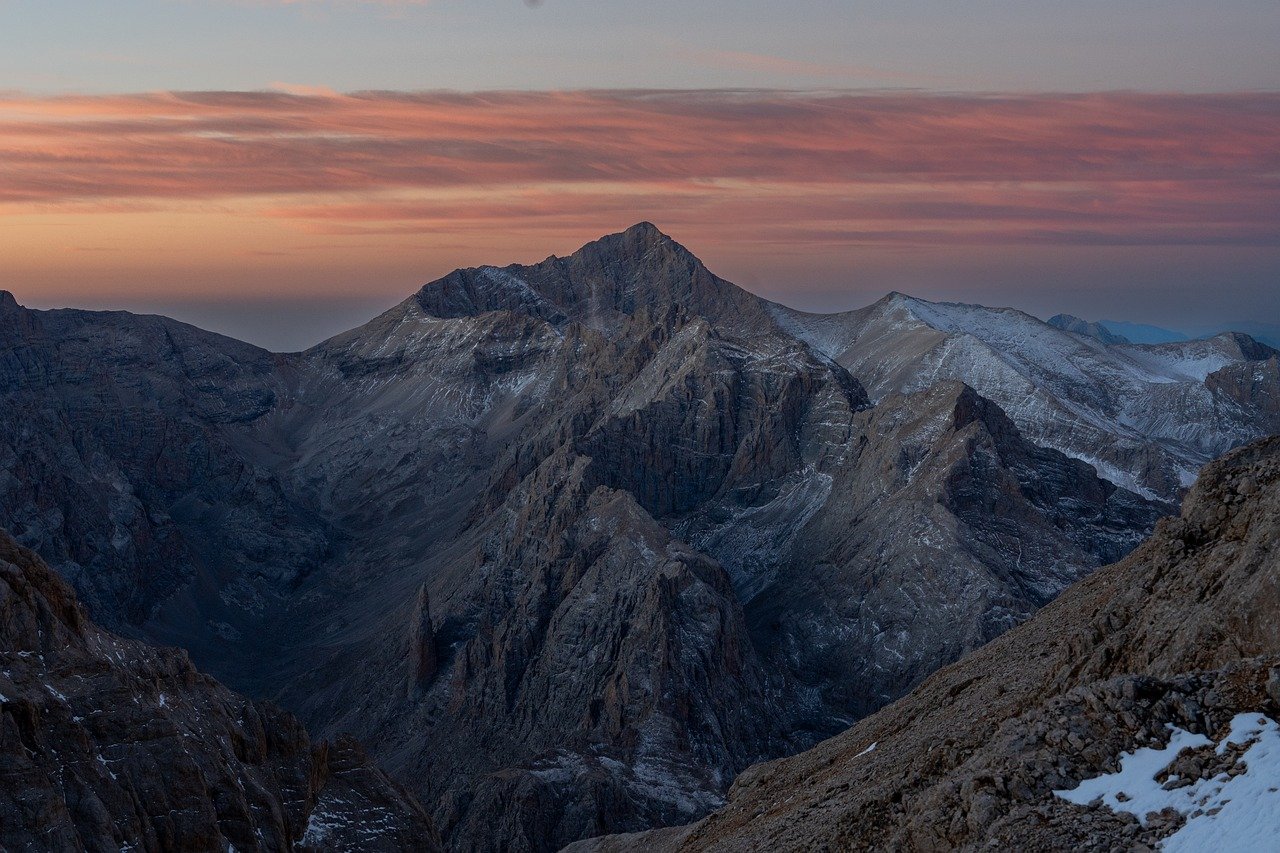 微软云Azure实名账号：盈透app 详情下载教程